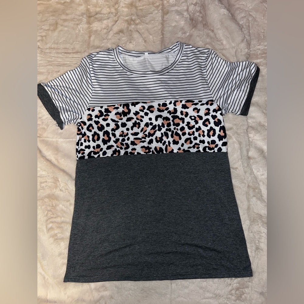 Color block T-shirt